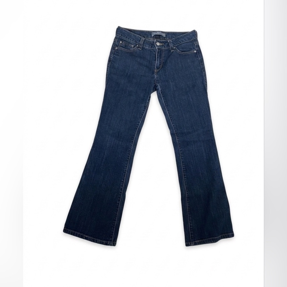 Levi's Dark Blue Boot Cut 553 Jeans, Yellow Stitching, Low Rise size 28